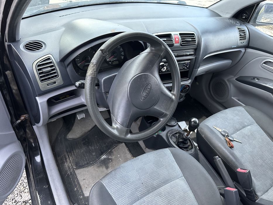 Kia Picanto на части