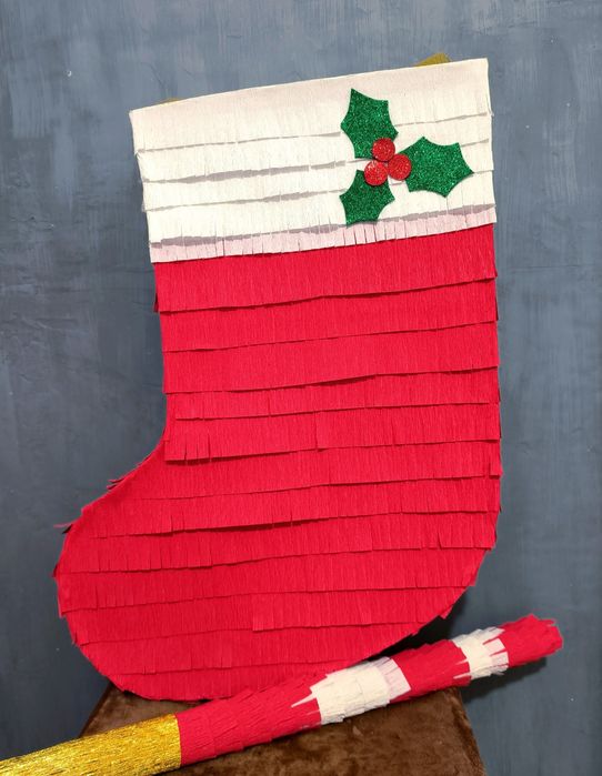 Пиньята. Подарок. Новый год.