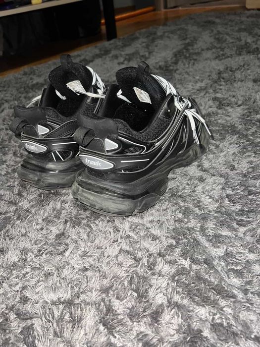 balenciaga track 1