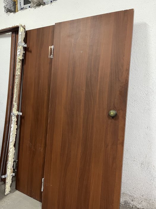 прадаяотся межкомнатной двери бу