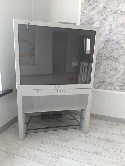 Телевизор сатылады /продается