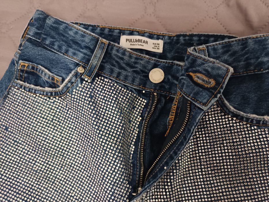 Дънки на марката pull&bear промо цена