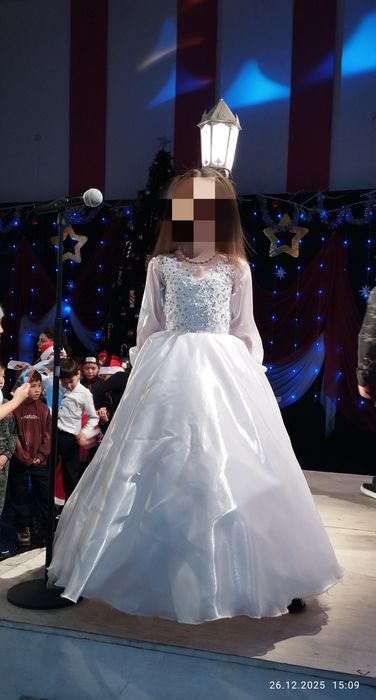 Продам бальное платье