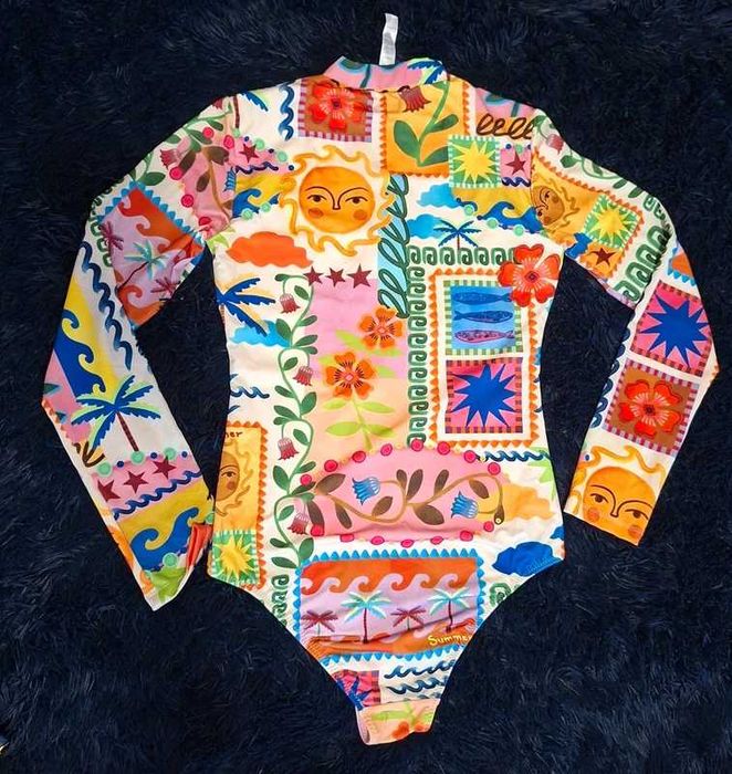 Costum swimsuit cu mâneci lungi si fermoar 40