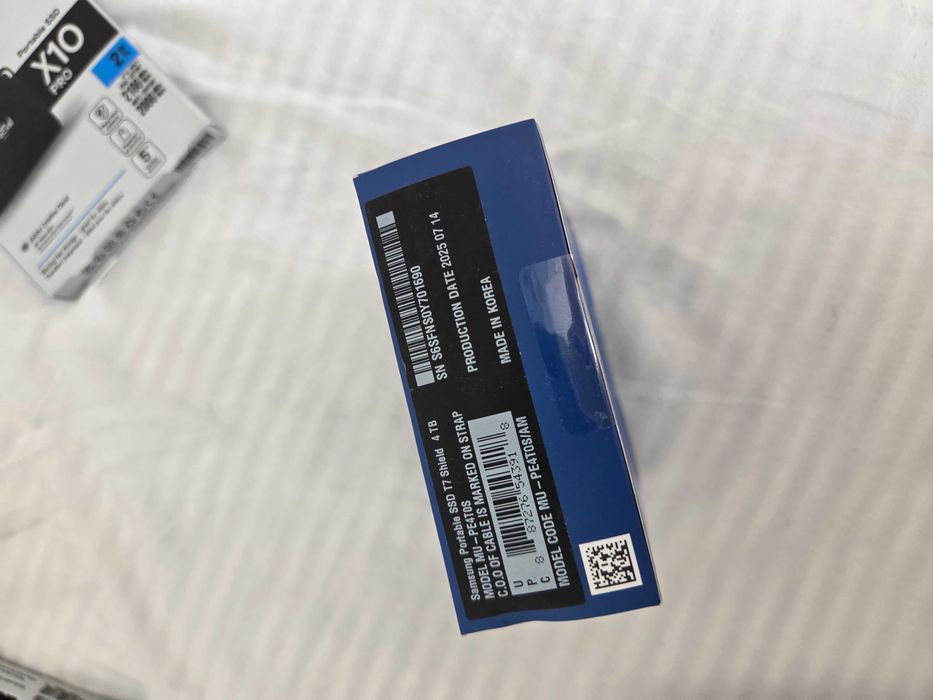 Samsung Portable SSD T7 с USB 3.2 Gen 2  4TB