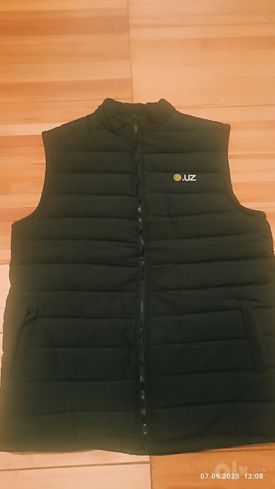 Жилетка мужская новая xl