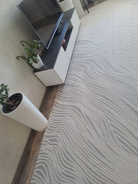 Продам палас 2.5 на 4.0