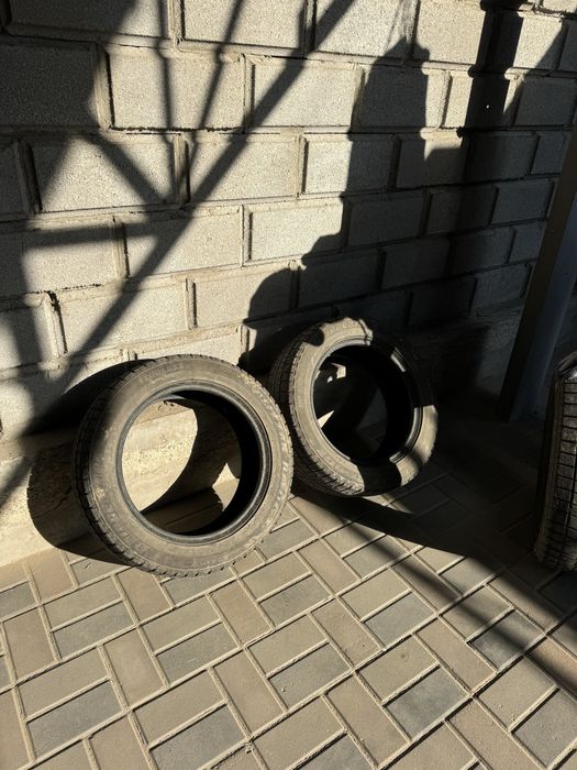 Три шины зимние