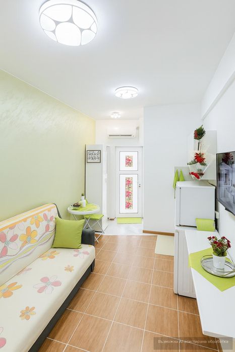 Едностаен апартамент в Центъра/С ИНТЕРНЕТ, ТВ И ВХОДНИ ТАКСИ!