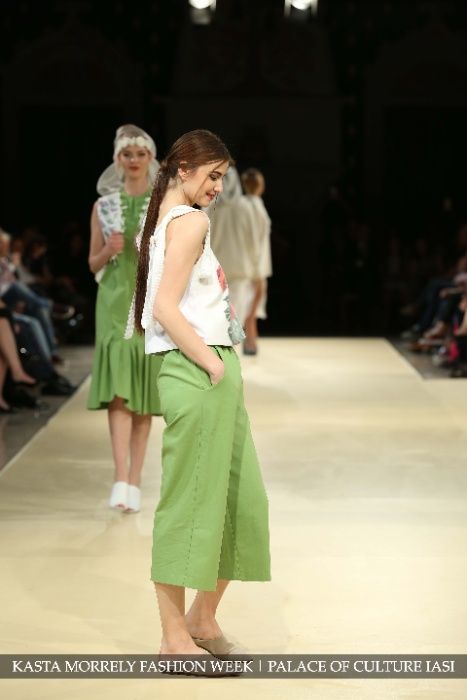 Pantaloni panza, Nicoleta Obis, marimea 36, noi