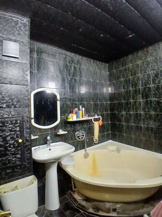 Карасу 6 бозор, ГОМ, 275 мактаб №477 J