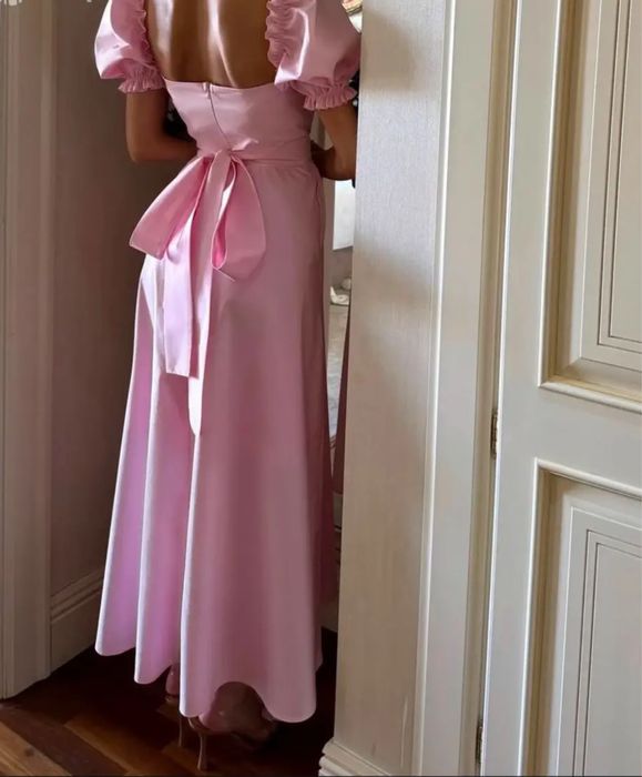 Розовое платье от Diali collection