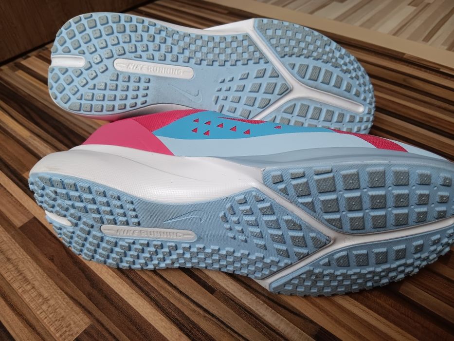 Дамски маратонки Nike Sonic fly