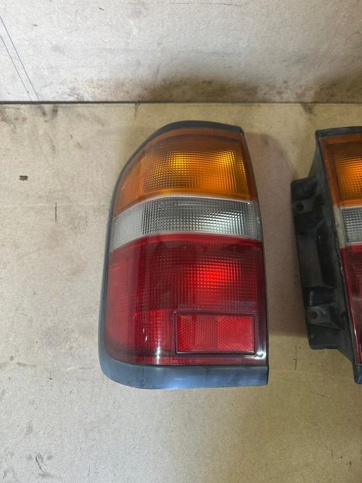 Фонари задние Nissan Pathfinder r50 terrano
