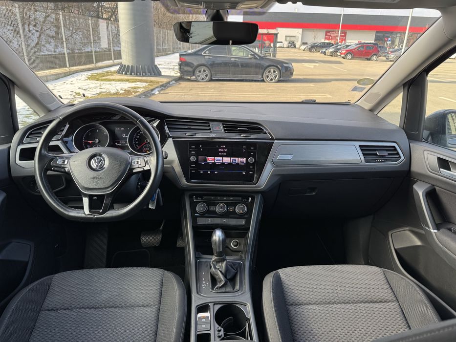 Vw Touran 2019 2.0tdi DSG 150cp rate/garantie/buy back