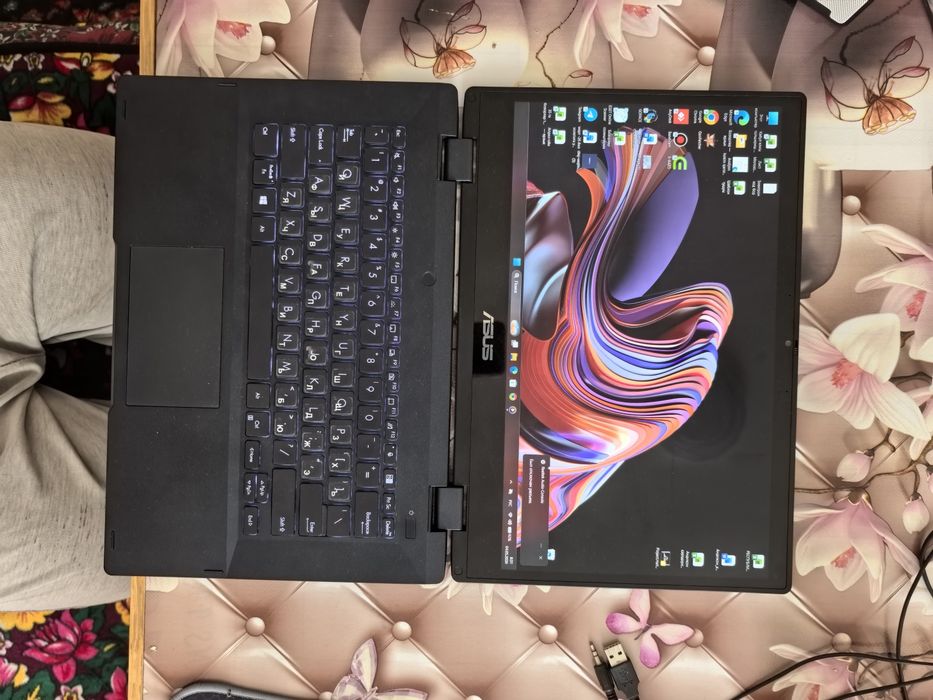 Ноутни зури келди ASUS X360