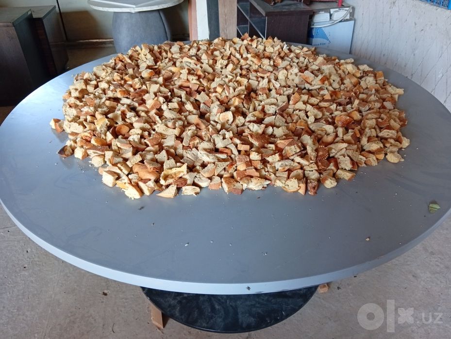 Котган нон (сухарик)