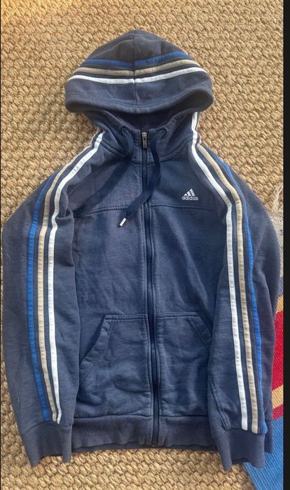 Adidas essentials