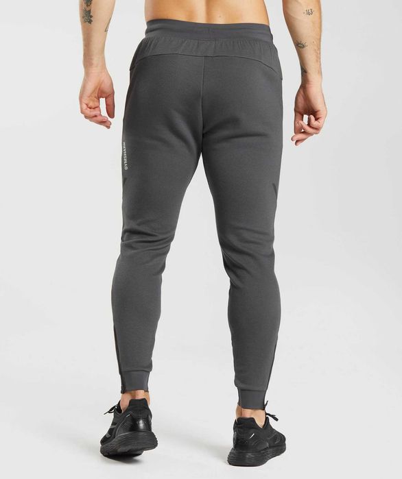 Gymshark Apex Technical Joggers мъжко долнище долница размер М