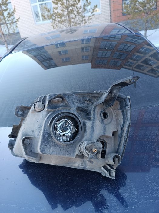 Фара правая передняя