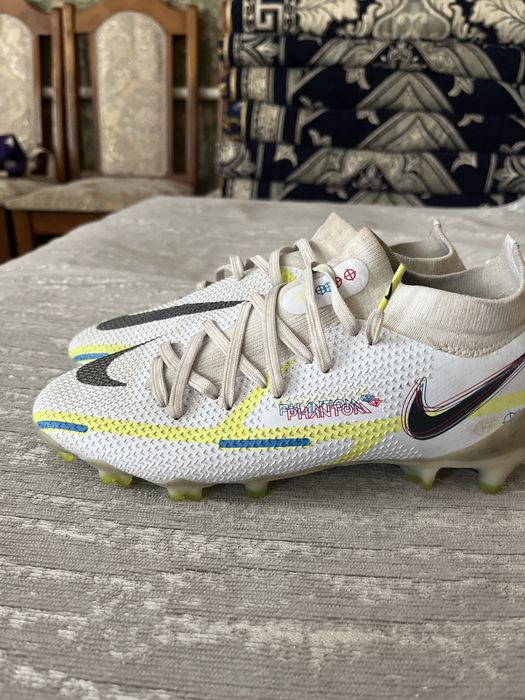 Бутсы nike phantom