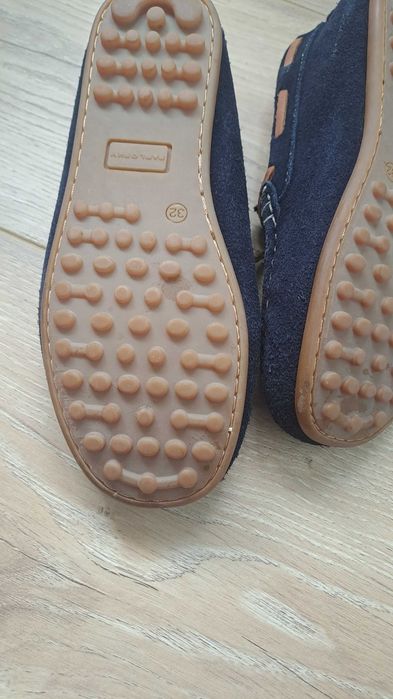 Обувки от велур / мокасини 32 номер