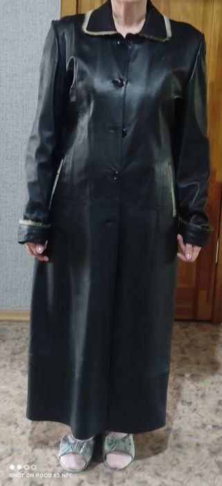 Продам пальто из натуральной кожи