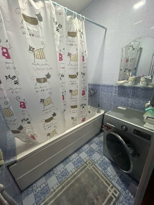 Kadesheva bozor yonida kvartira ijaraga beriladi