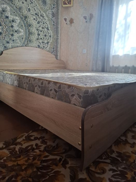 Кровать использовалась 1.5 года