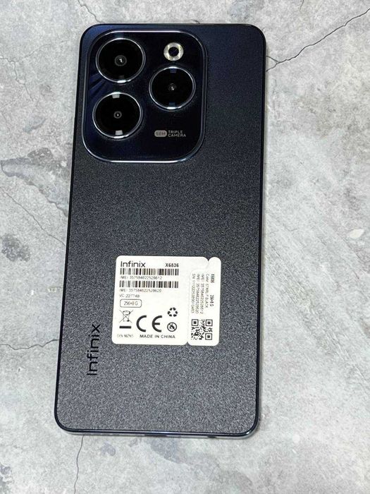 смартфон  Infinix Hot 40