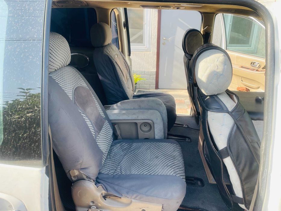 продам авто  KIA CARNIVAL