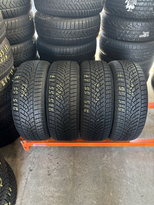 Anvelope Iarna 215/55/17 GoodYear UltraGrip Performance 215 55 17 R17