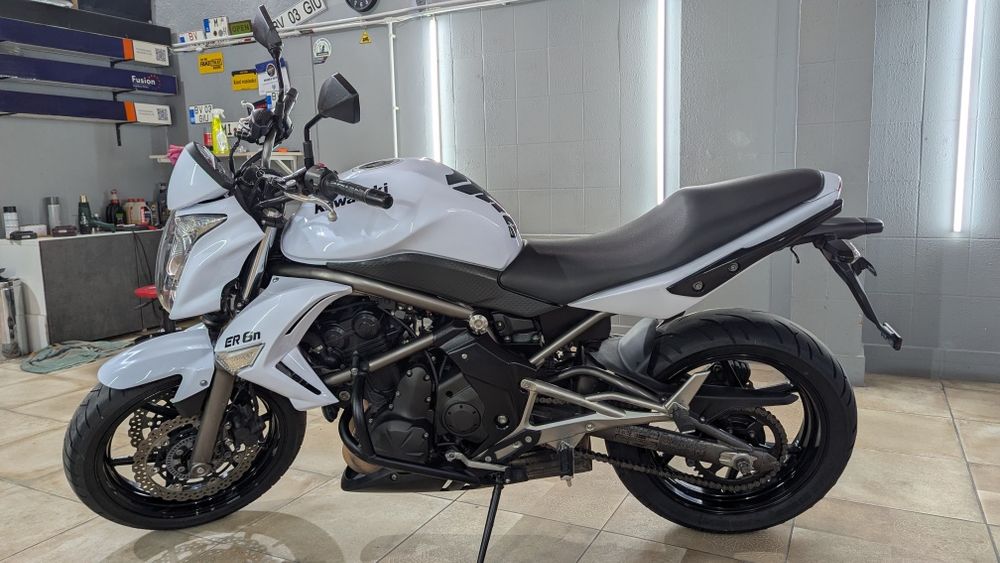 Kawasaki ER 6 N ABS - cat. A