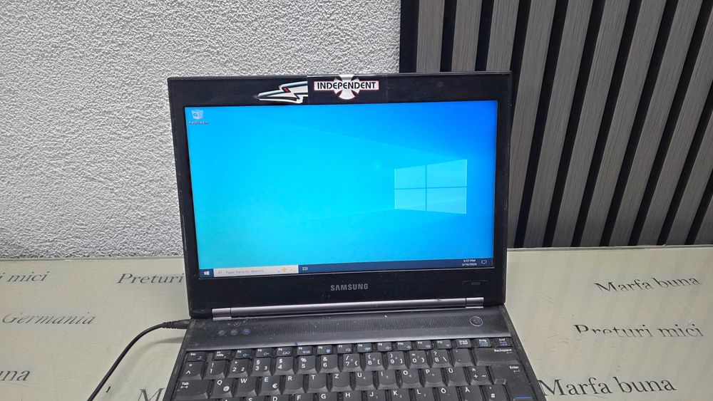 Laptop core i3 - Samsung NoteBook 4008 - functional - instalat