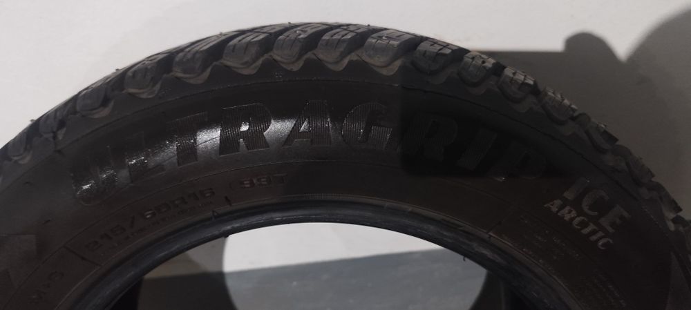 215/60/16 GOODYEAR