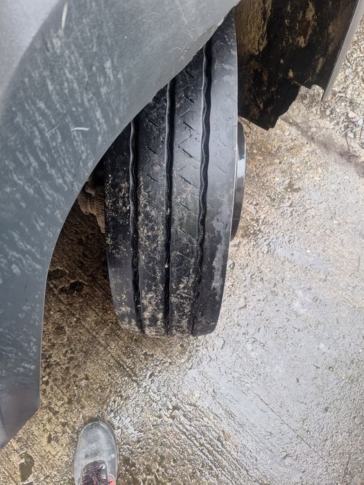 Man 10 tone de vânzare  basculantă sau schimb cu auto