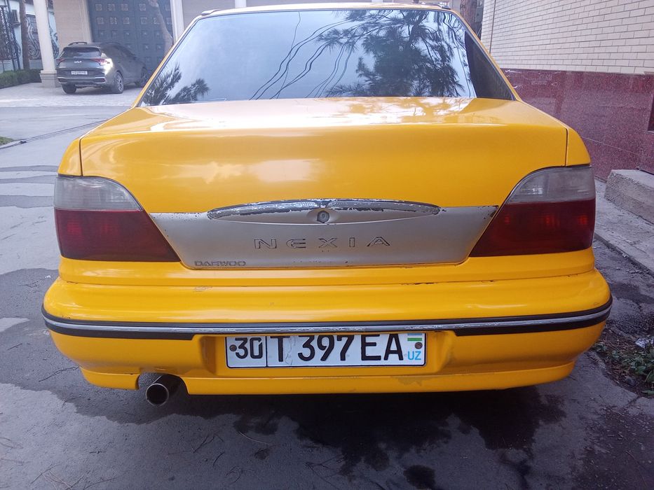 Нексия 1 сотилади