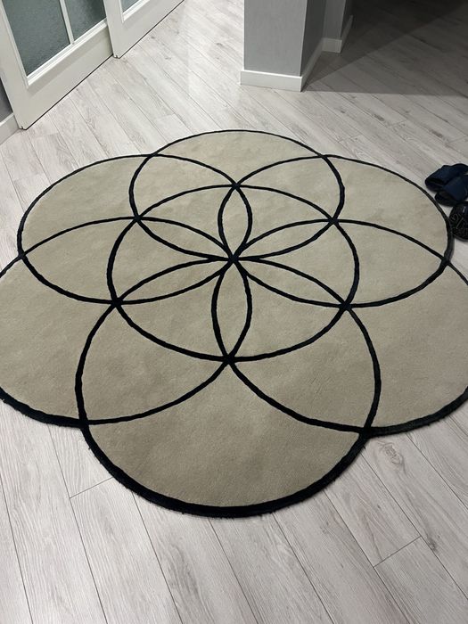 Ковер с узорами