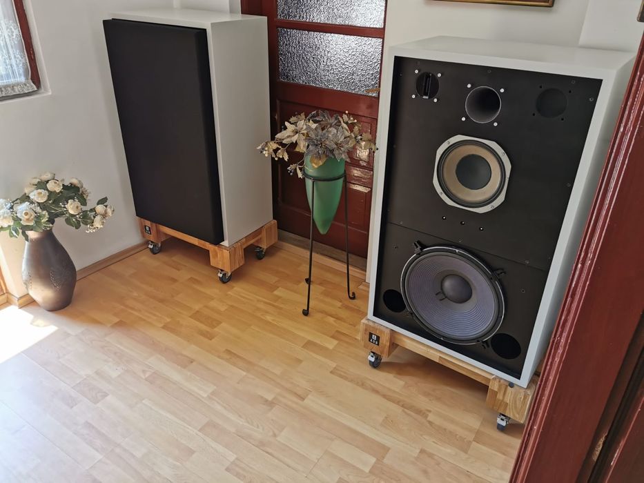 小型乍らダイナミックサウンドGUERRINI andSONAS実に、いい音です 小型