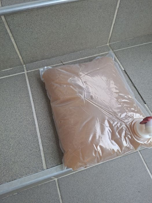 Suc de mere 3L, 100% natural, presat la rece, fara zahar adaugat, fara conservanti