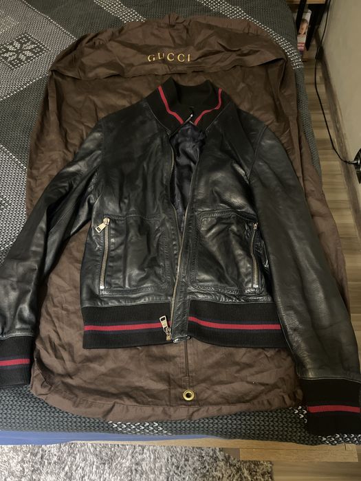 Gucci кожено яке.