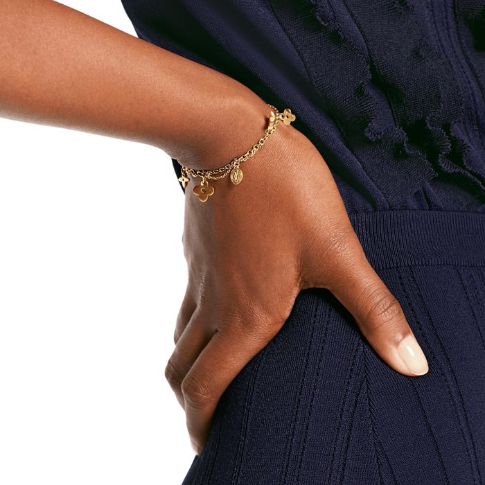 Позлатени обеци Blooming collection by Louis Vuitton”