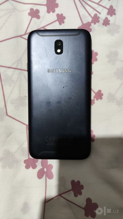 Продам смартфон Samsung Galaxy J7 2017 на запчасти.