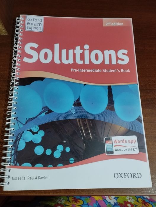 Учебник Solutions Pre-Intermediate