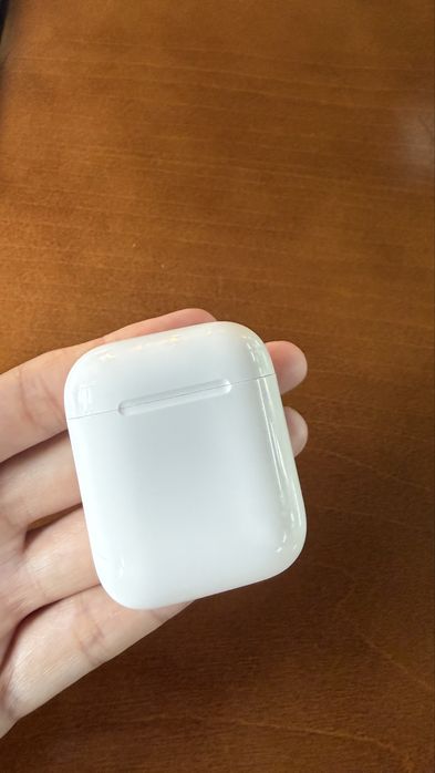Эйрподс 2, оригинал