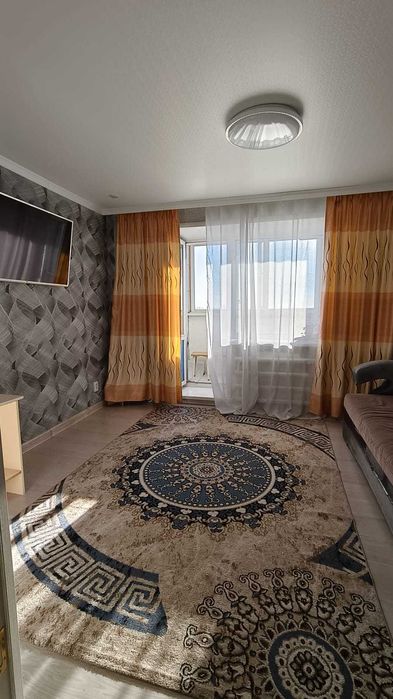 Продам 2-комн квартиру в районе ТРЦ  Таир