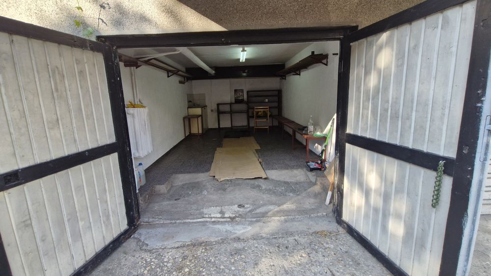 Дава се под наем Гараж / Паркомясто в София, НПЗ Дианабад - 19 кв.м за 408 € - Снимка #1