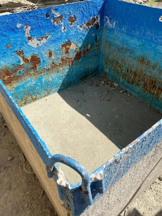 Продаю ёмкости для воды железная