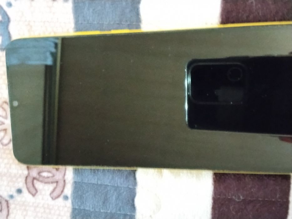 Продам телефоны .