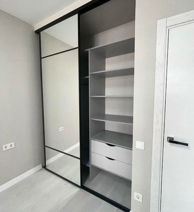 Дорого!! Қиммат!!